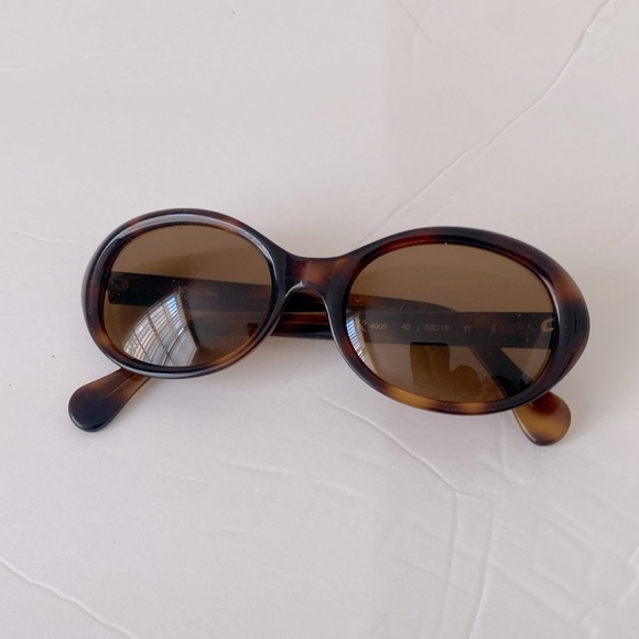 Calvin Klein sunglasses - Picture 2 of 6